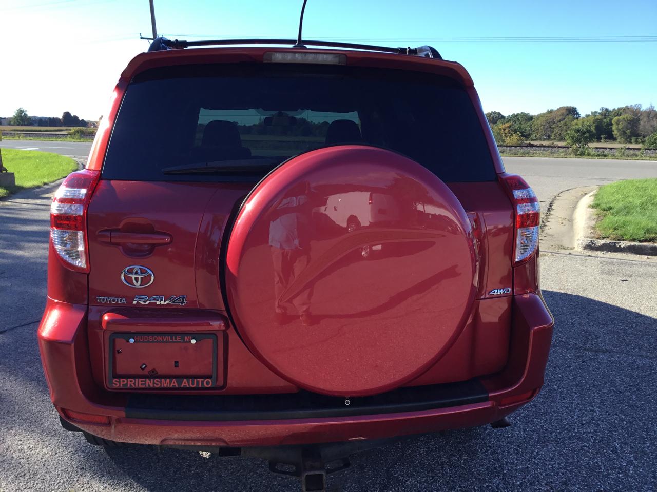 Toyota RAV4 4WD 4dr V6 5-Spd AT (Natl) 2009