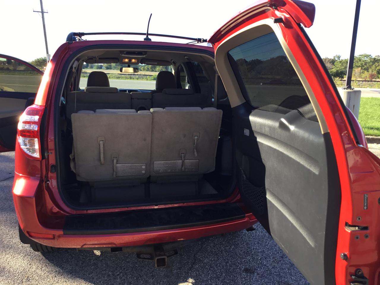 Toyota RAV4 4WD 4dr V6 5-Spd AT (Natl) 2009