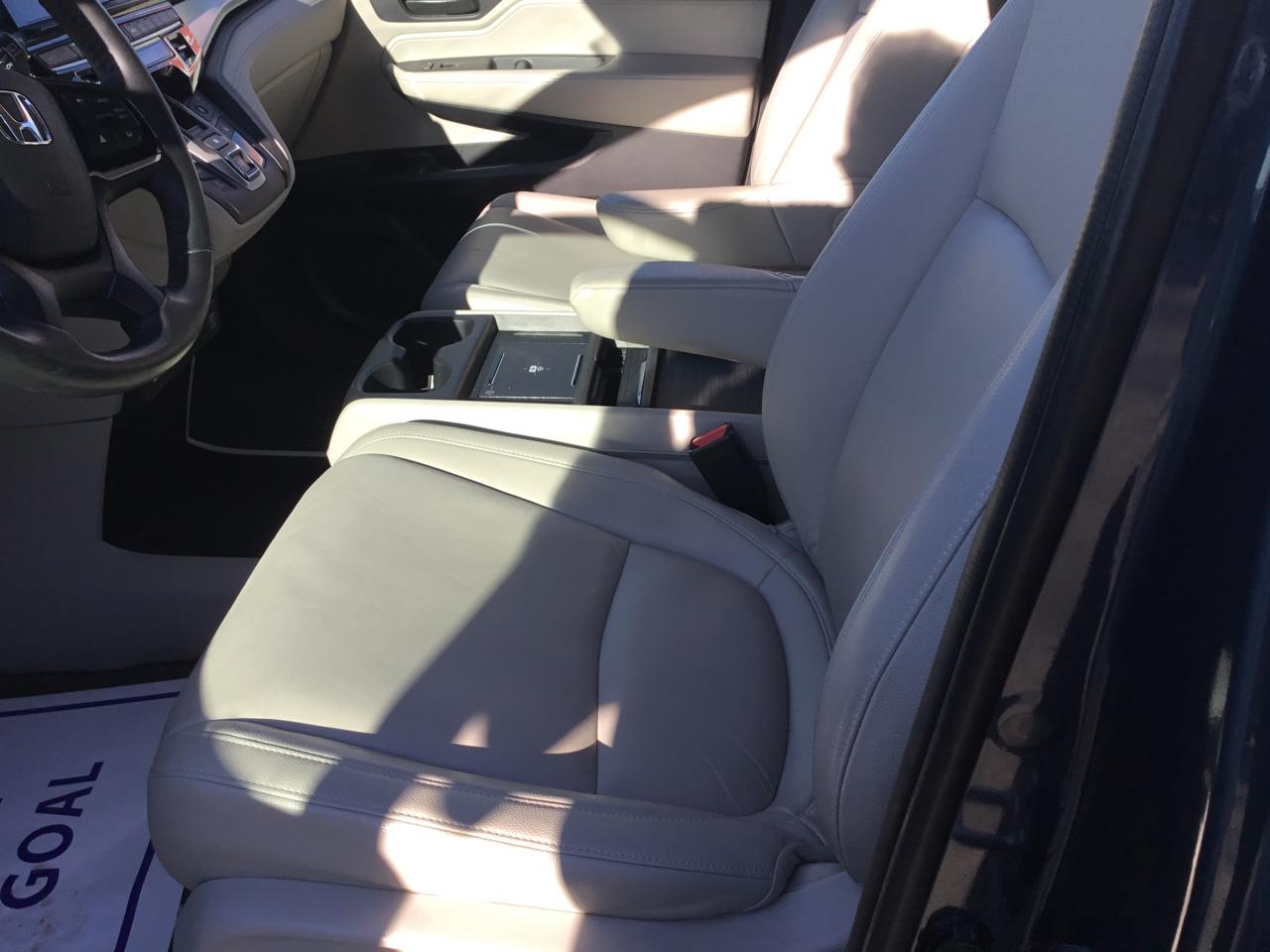 Honda Odyssey EX-L Auto 2025