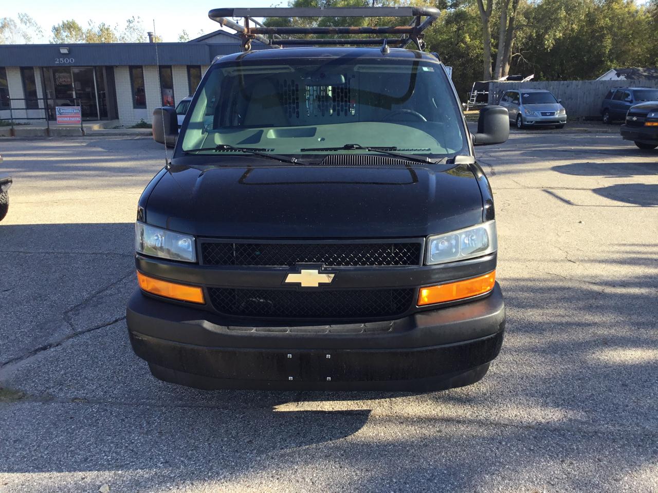 Chevrolet Express Cargo Van RWD 2500 135" 2021