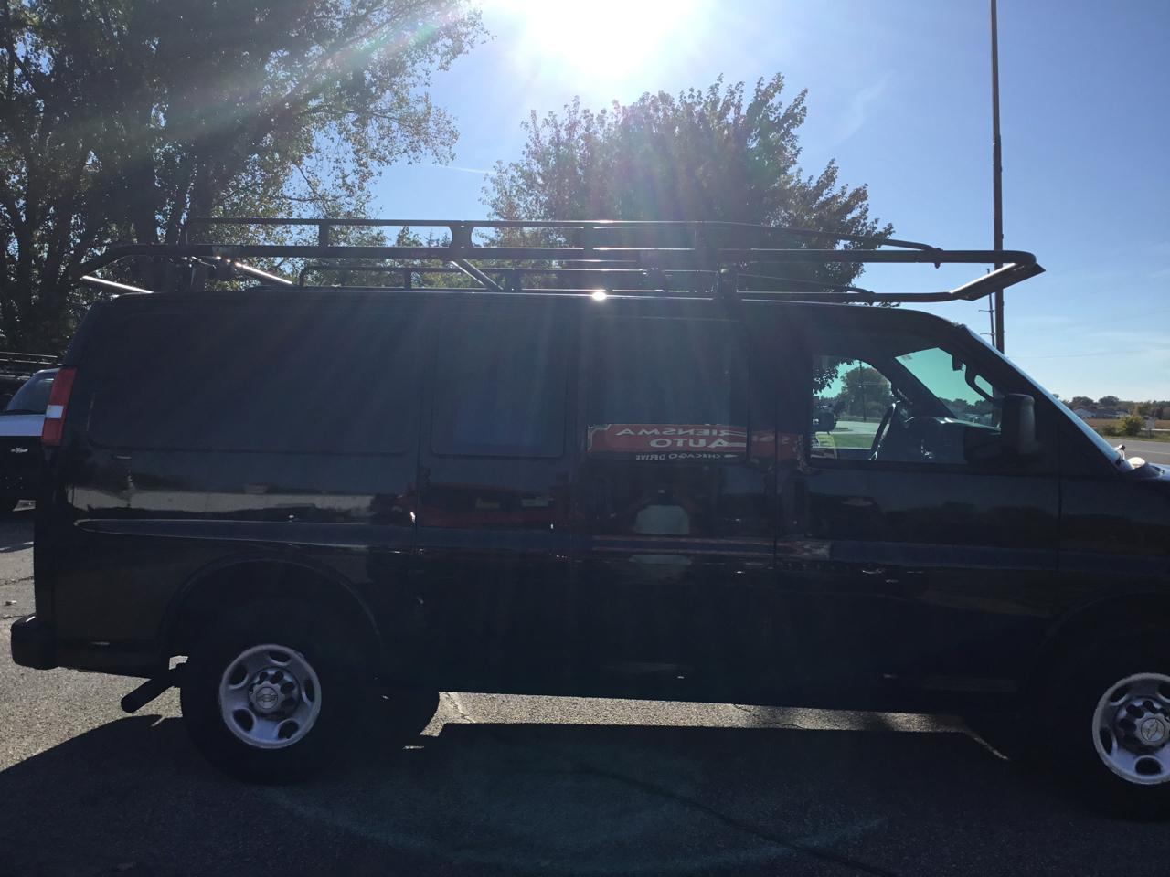 Chevrolet Express Cargo Van RWD 2500 135" 2021