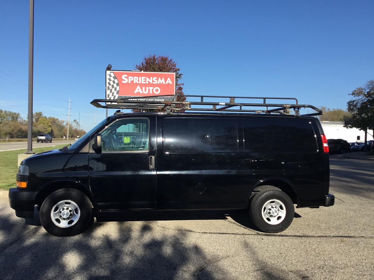 Chevrolet Express Cargo Van RWD 2500 135" 2021