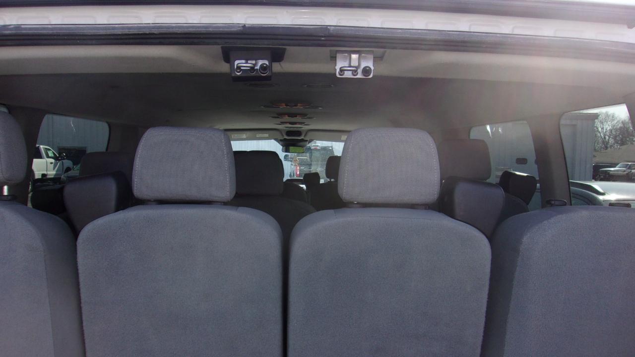 Ford Transit 350 Wagon Low Roof XLT 60/40 Pass. 148-in. WB 2017