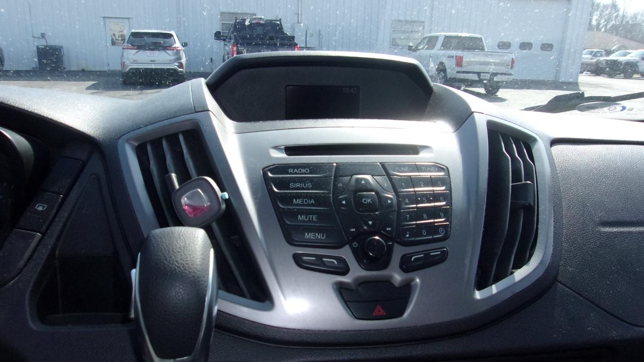 Ford Transit 350 Wagon Low Roof XLT 60/40 Pass. 148-in. WB 2017