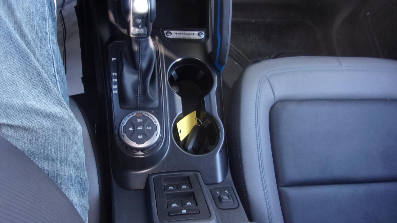 Ford Bronco Black Diamond 4-Door w/Advanced 2023