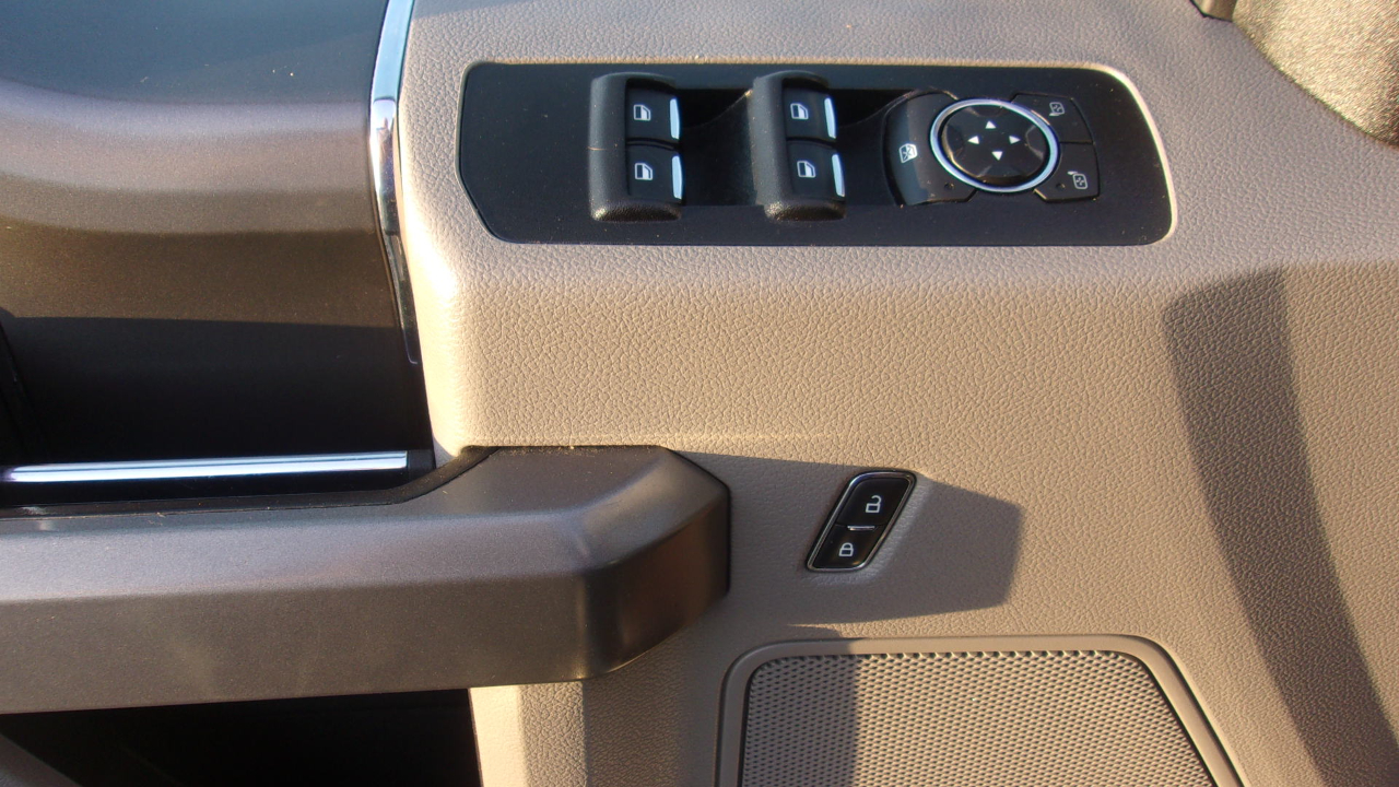 Ford F-150 XLT SuperCrew 5.5-ft. Bed 4WD 2018