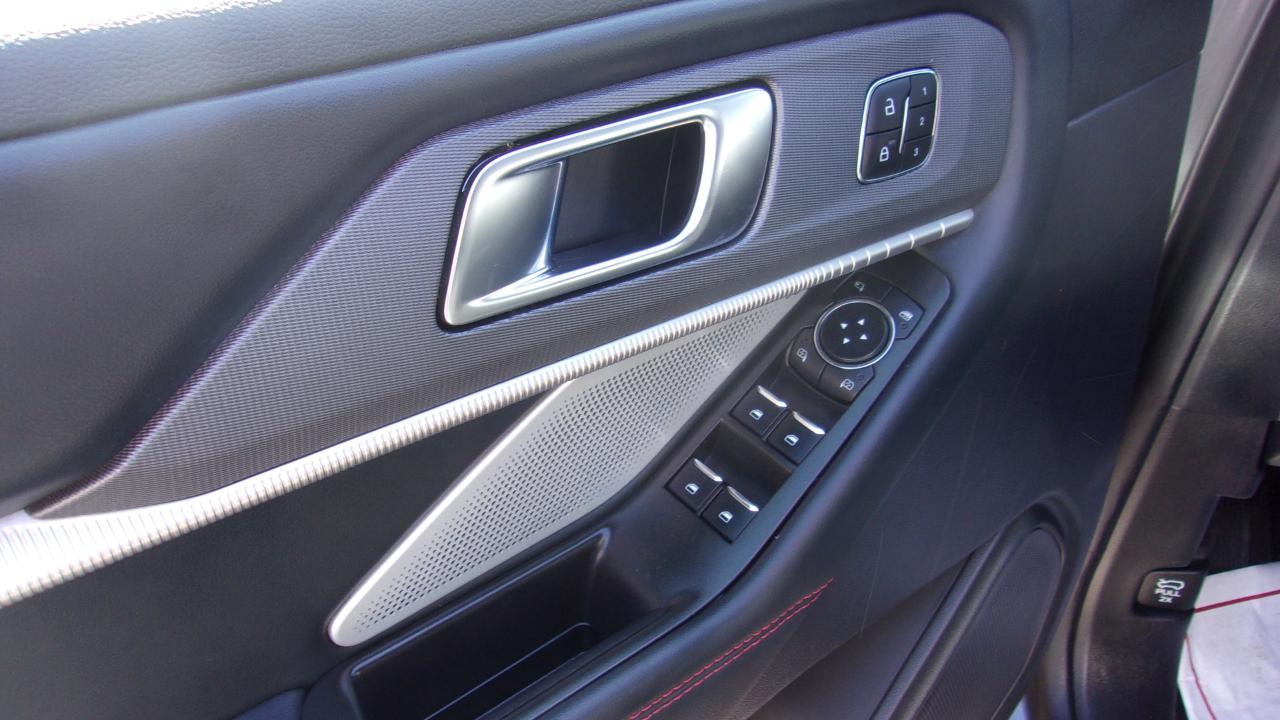 Ford Explorer ST AWD 2025