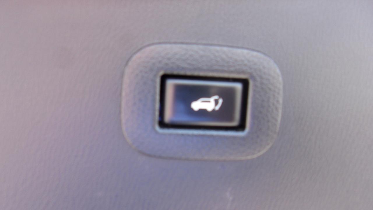 Nissan Armada Platinum AWD 2020