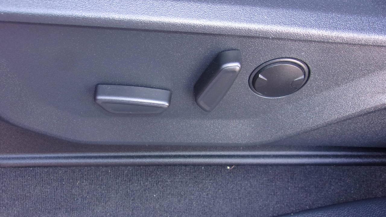 Ford F-250 SD Lariat Crew Cab 4WD 2025