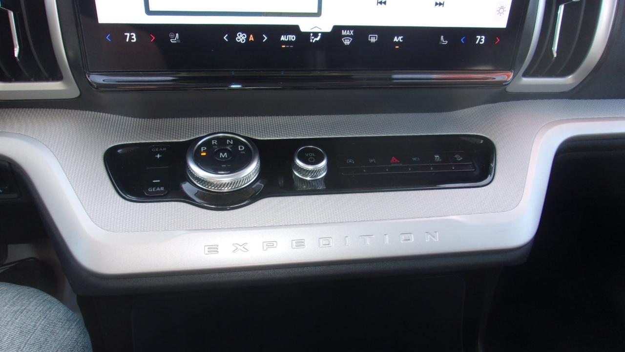 Ford Expedition Active 4WD 2025