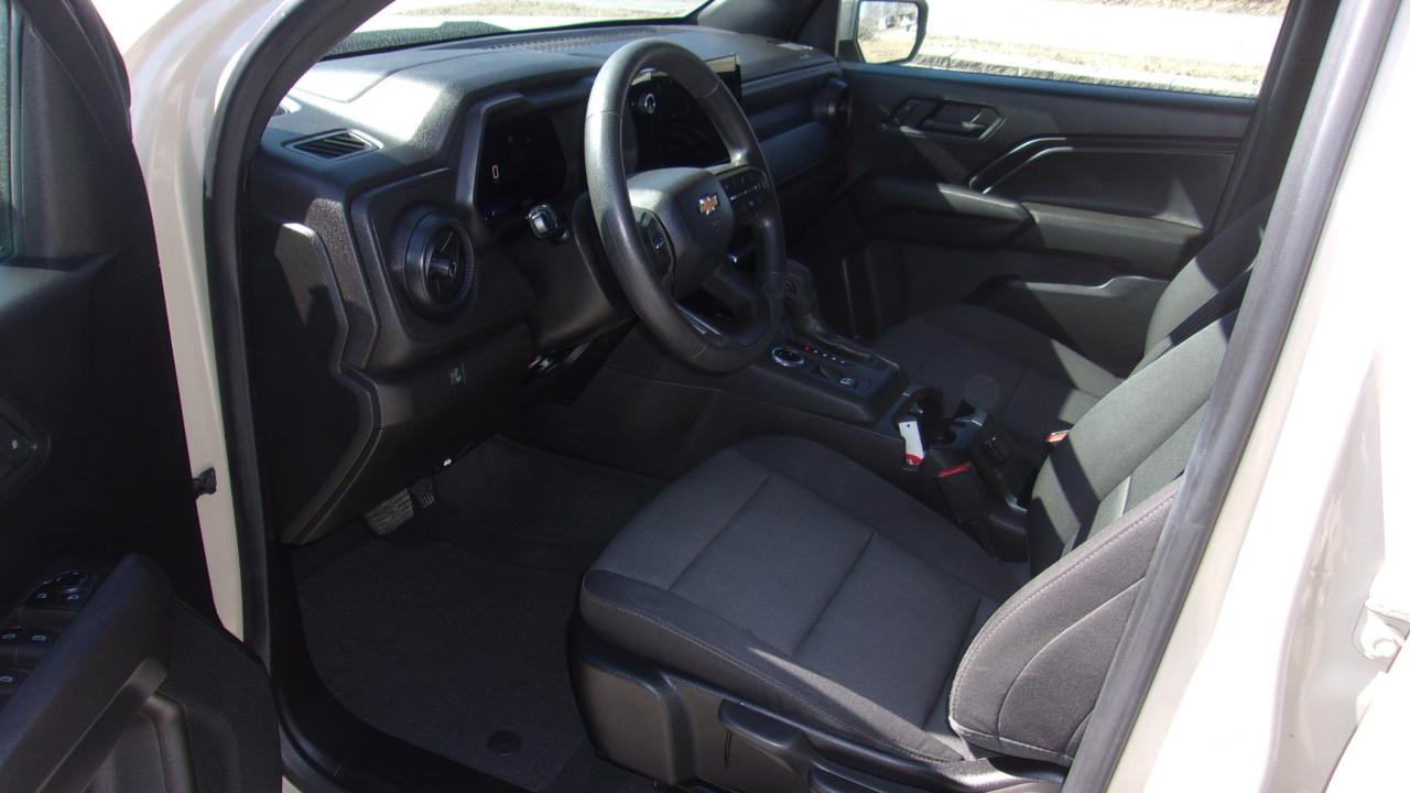 Chevrolet Colorado Work Truck Crew Cab 4WD 2023