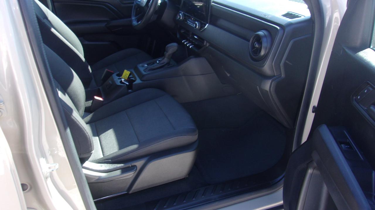 Chevrolet Colorado Work Truck Crew Cab 4WD 2023