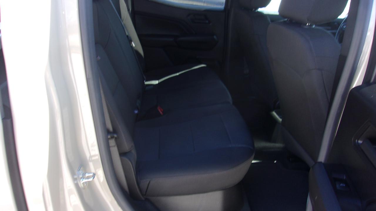 Chevrolet Colorado Work Truck Crew Cab 4WD 2023