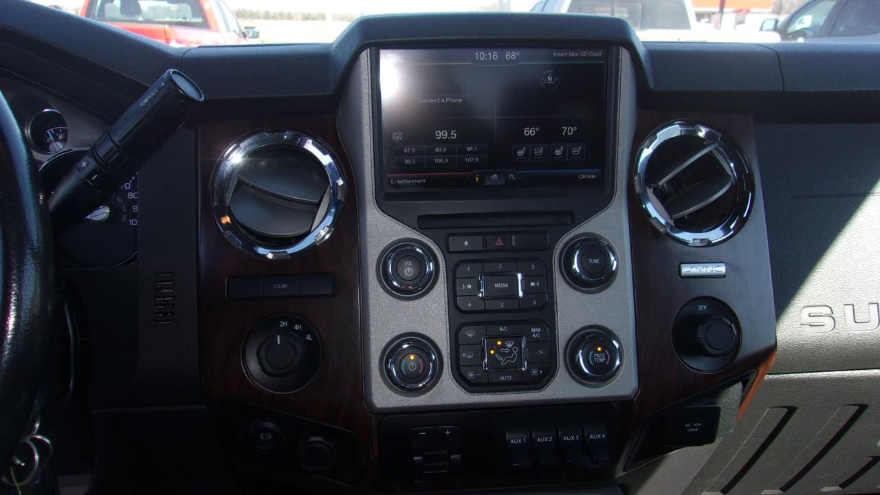 Ford F-350 SD Lariat Crew Cab Long Bed DRW 4WD 2015