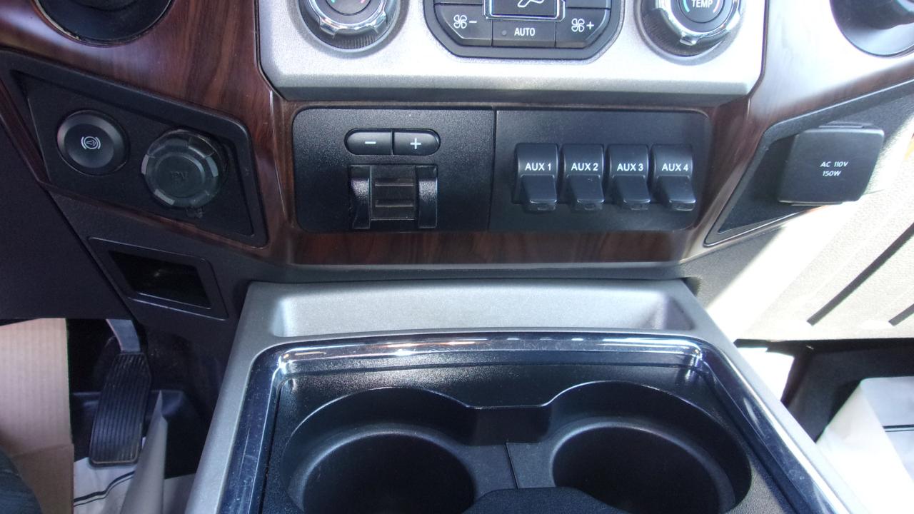 Ford F-350 SD Lariat Crew Cab Long Bed DRW 4WD 2015