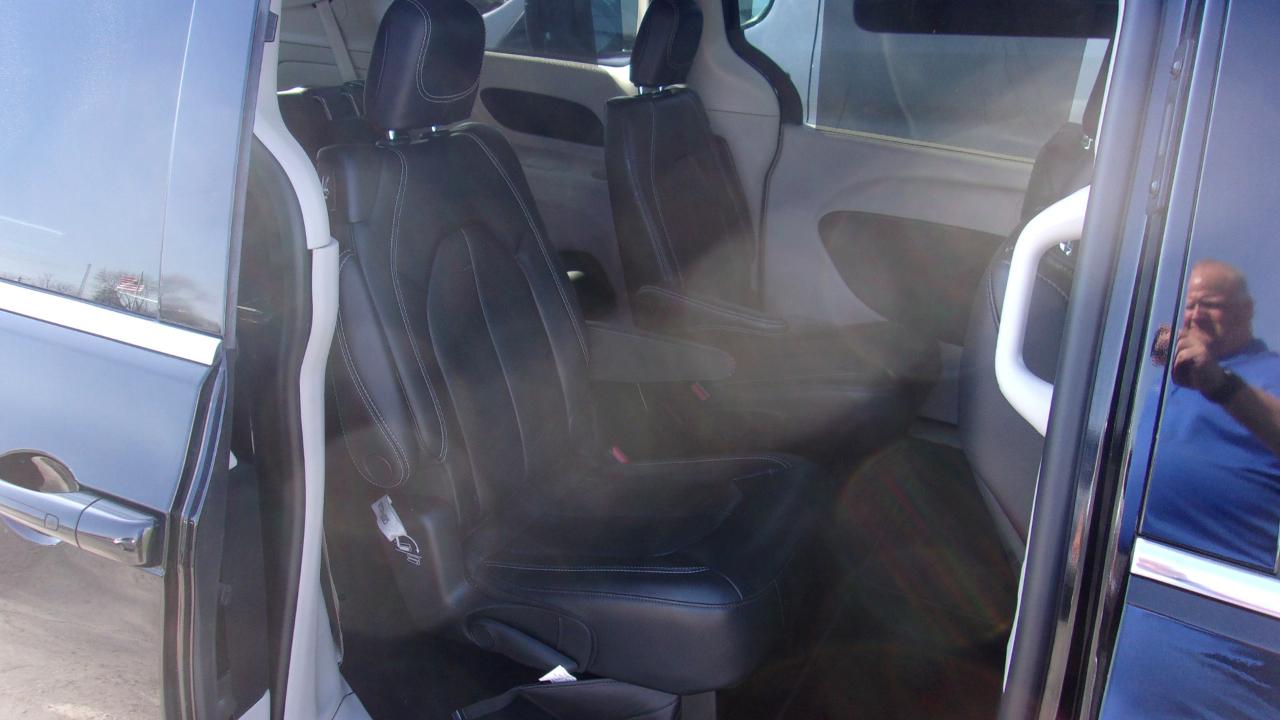 Chrysler Pacifica Touring-L 2022