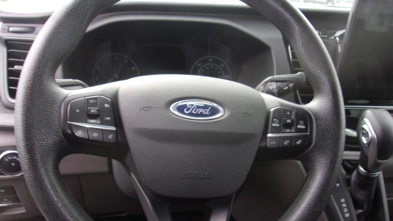 Ford Transit 350 Wagon Med. Roof XL w/Sliding Pass. 148-in. WB 2024
