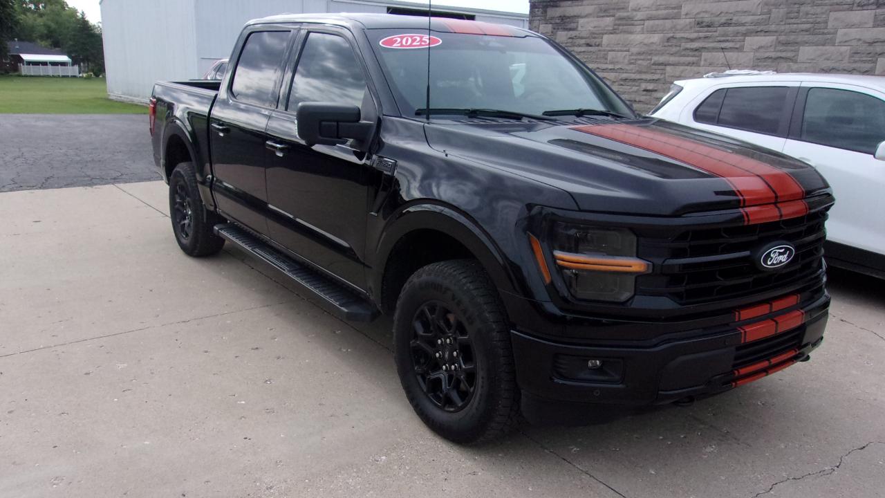 Ford F-150 XLT SuperCrew 4WD 2025