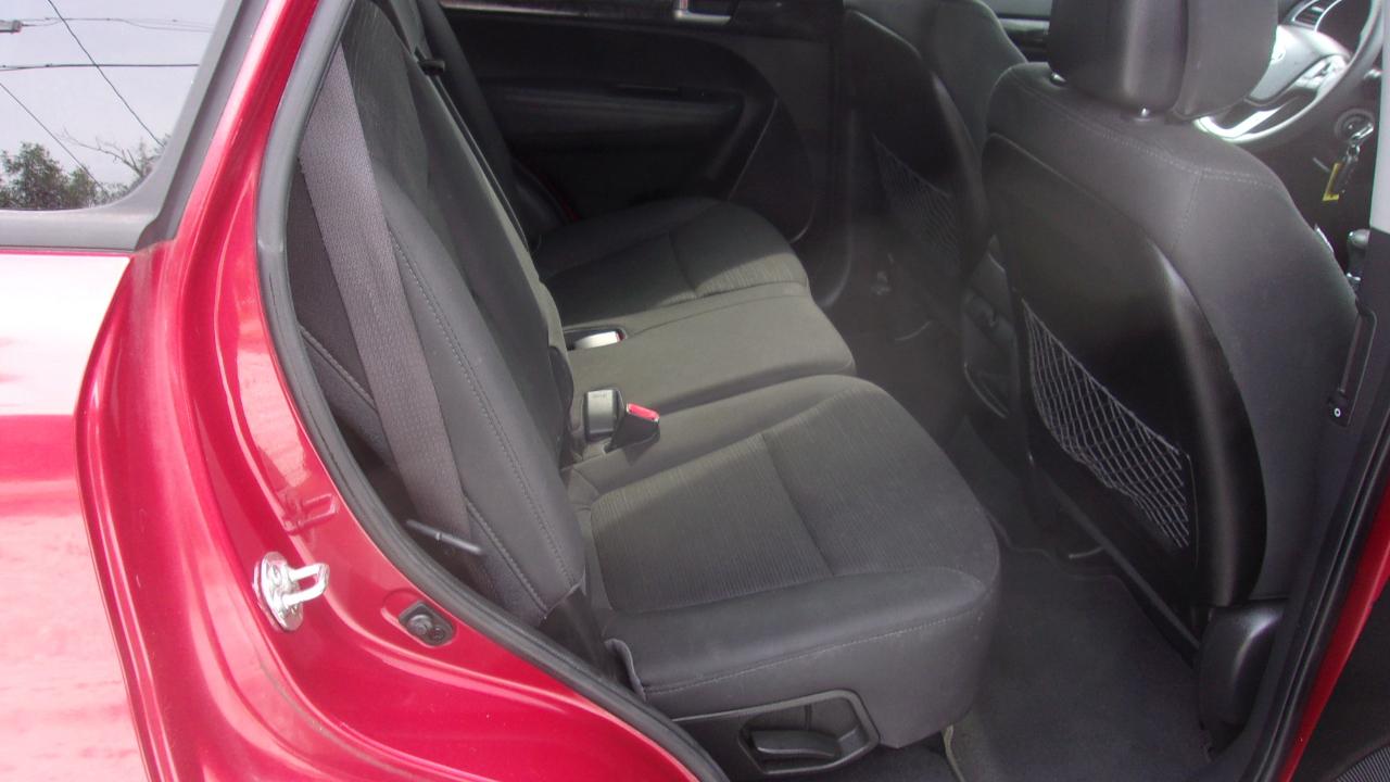 Kia Sorento LX 2WD 2014