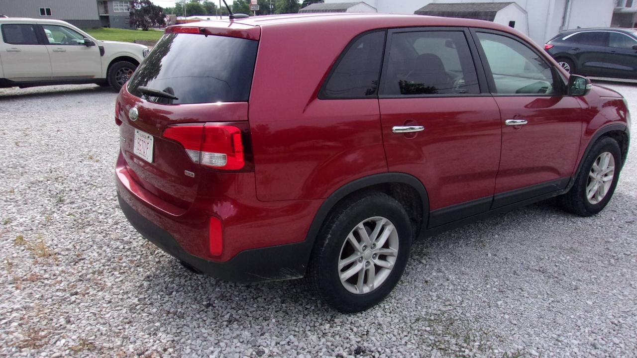 Kia Sorento LX 2WD 2014