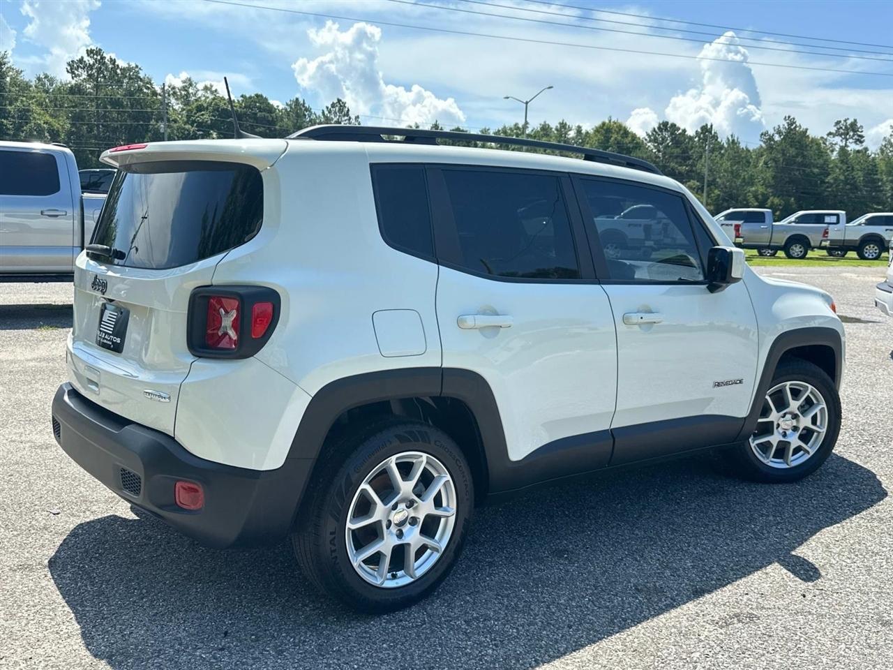 Jeep Renegade Latitude FWD 2021