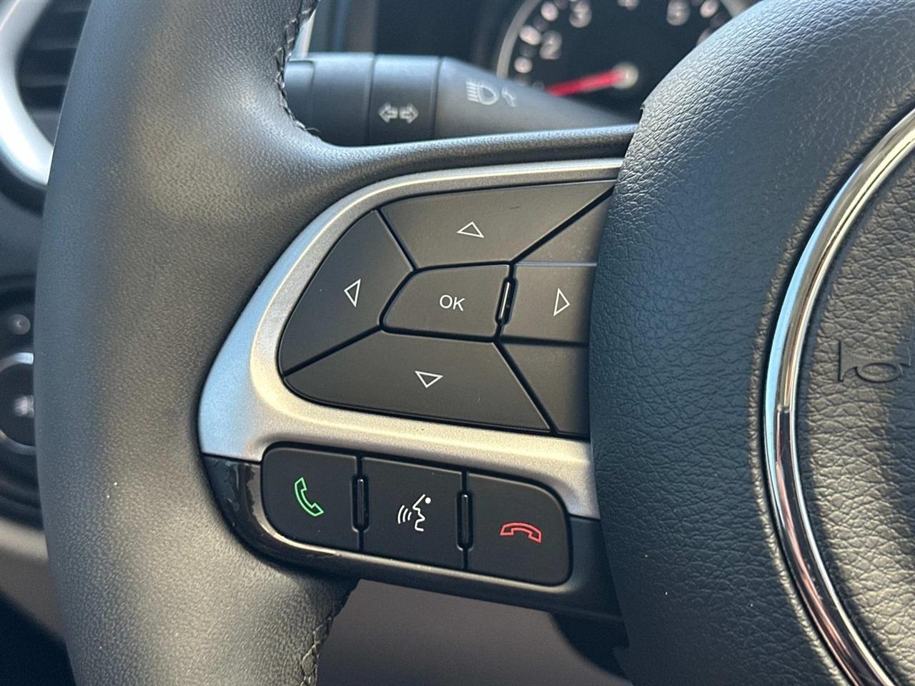 Jeep Renegade Latitude FWD 2021