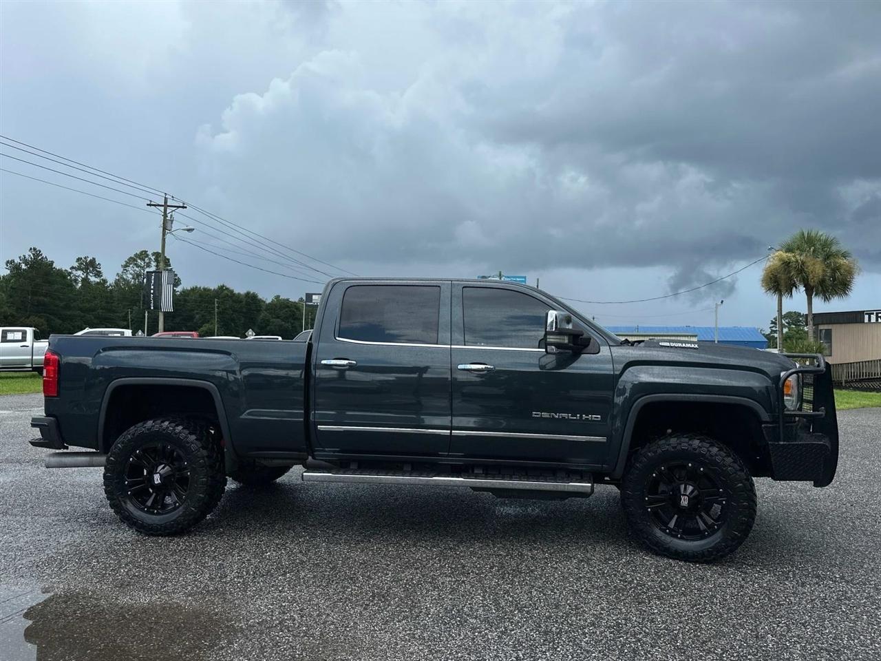 GMC Sierra 2500HD 4WD Crew Cab 153.7" Denali 2019