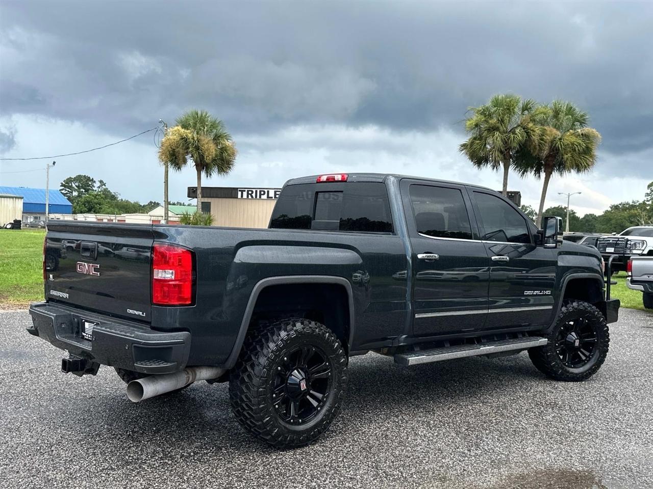 GMC Sierra 2500HD 4WD Crew Cab 153.7" Denali 2019