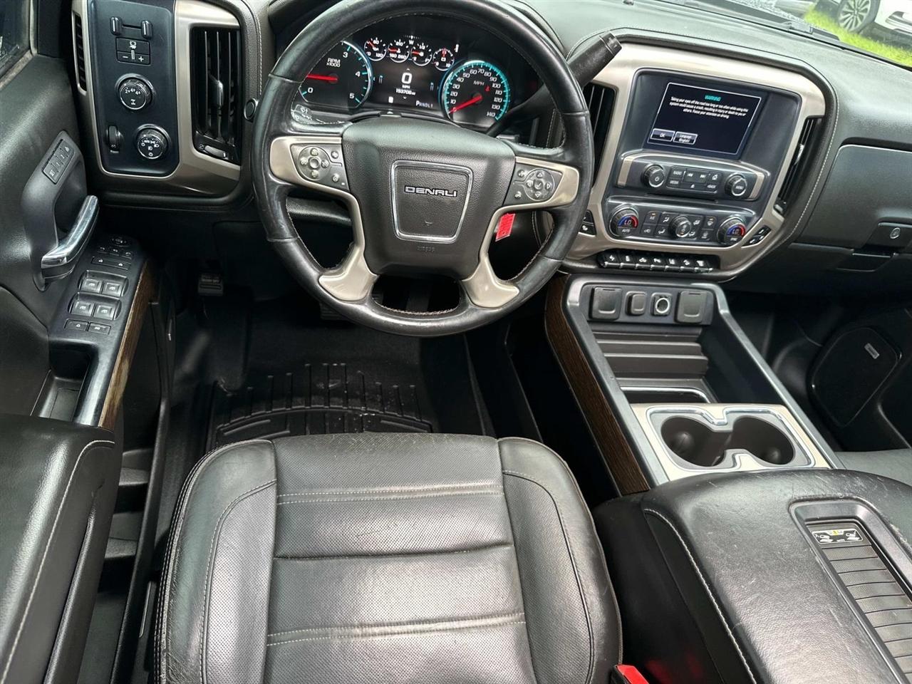 GMC Sierra 2500HD 4WD Crew Cab 153.7" Denali 2019