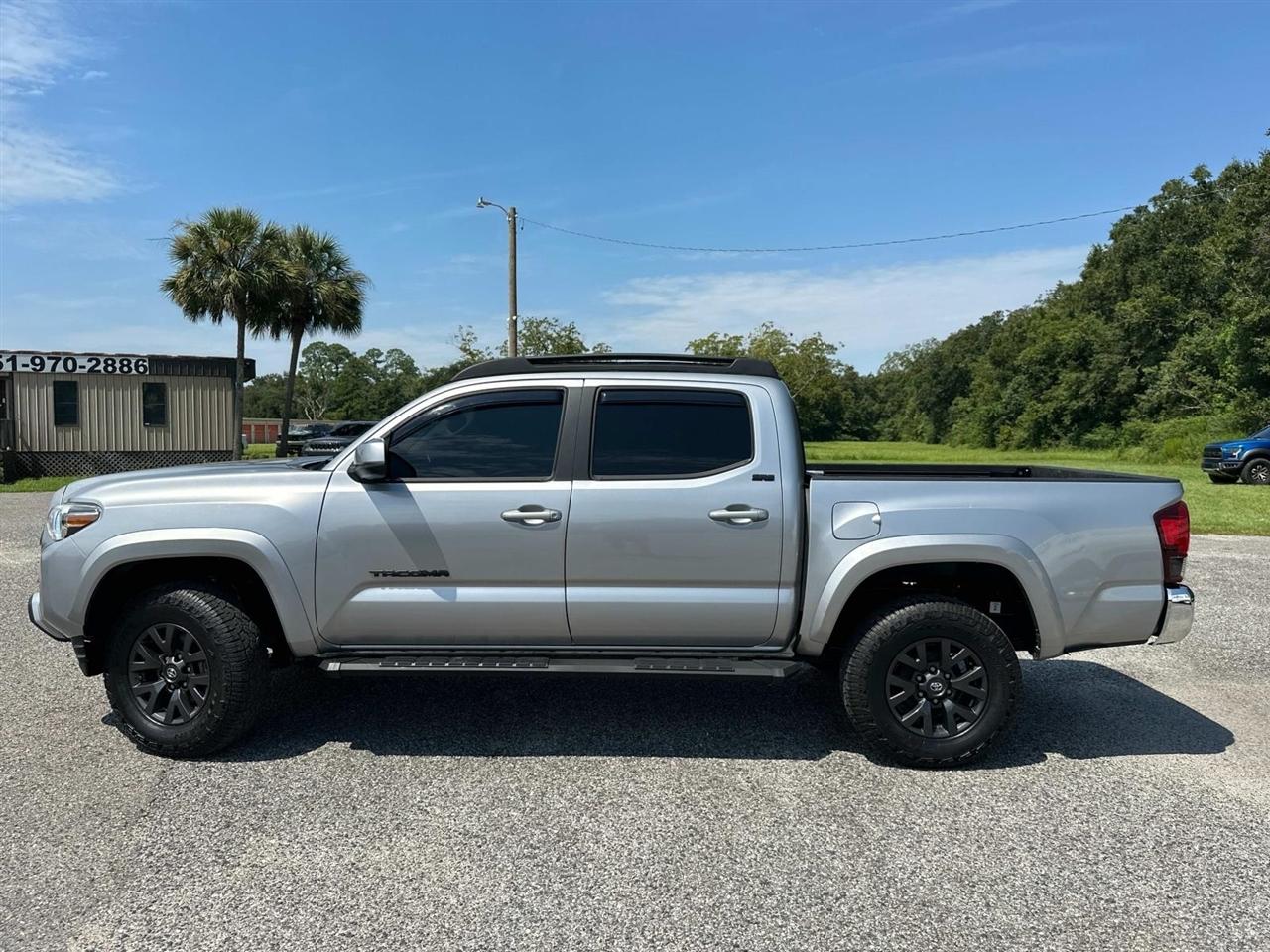 Toyota Tacoma Double Cab SR5 Double Cab 5' Bed V6 AT (Natl) 2020