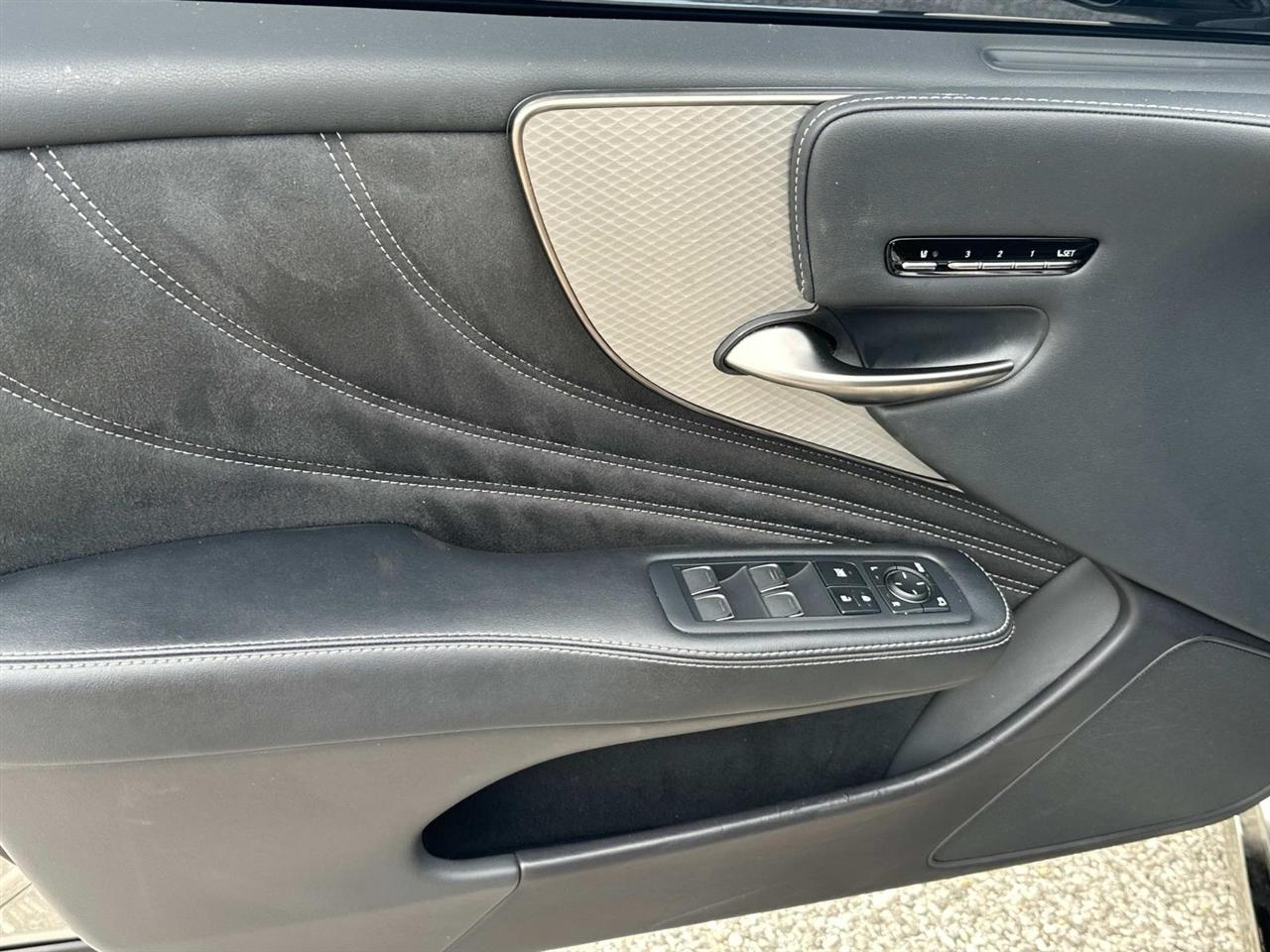 Lexus LS 500 LS 500 F Sport RWD 2021