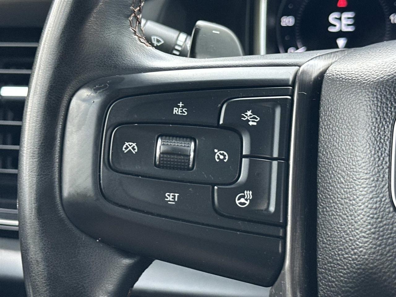 GMC Sierra 1500 4WD Crew Cab 147" AT4 2023