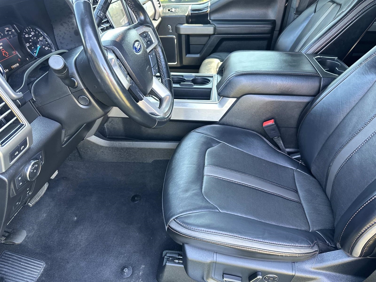 2021 Ford F-250 SD Platinum 4WD Crew Cab 6.75' Box