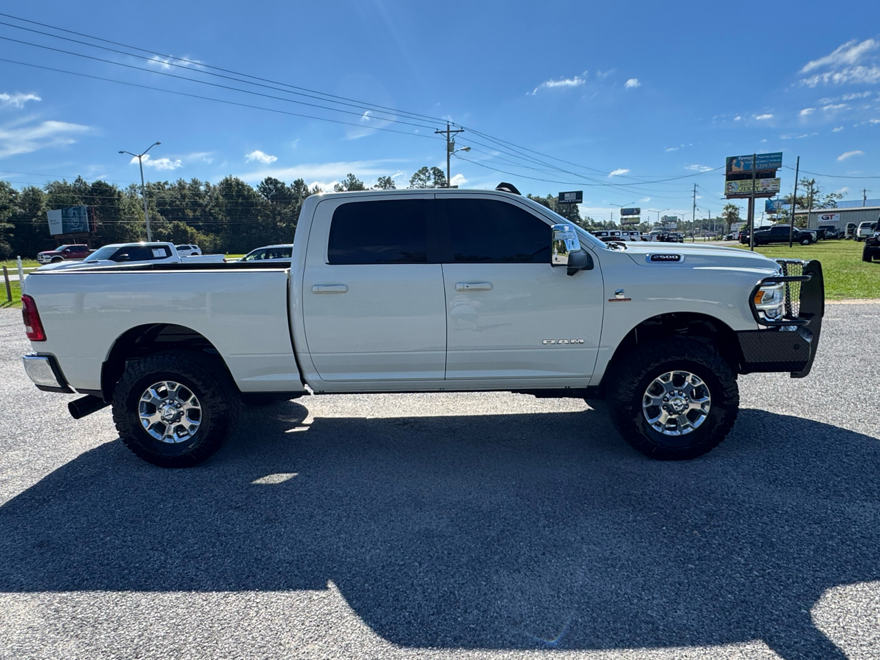 2023 Ram 2500 Laramie photo 4