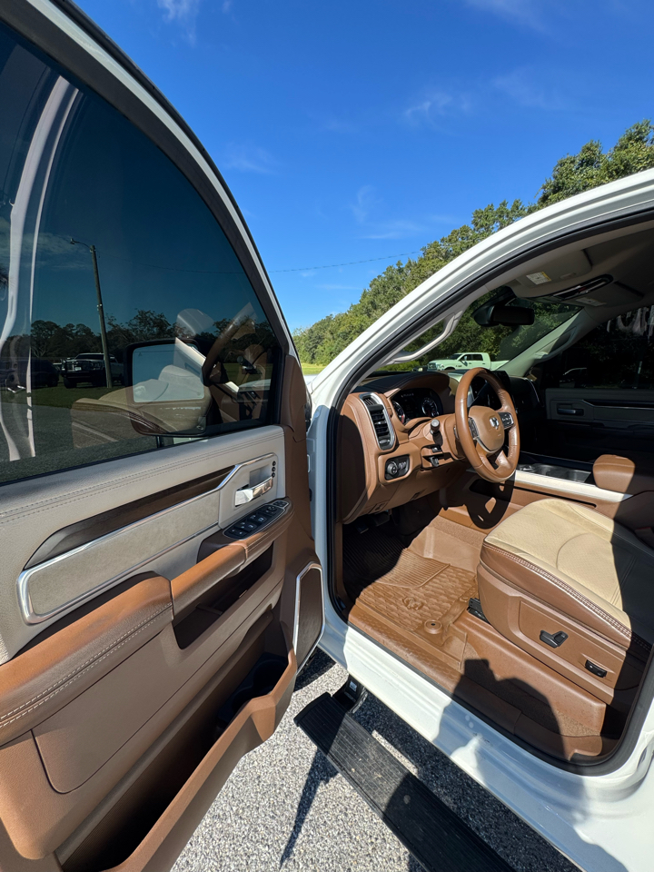 2023 Ram 2500 Laramie photo 9