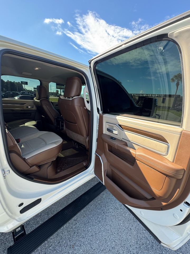 2023 Ram 2500 Laramie photo 14