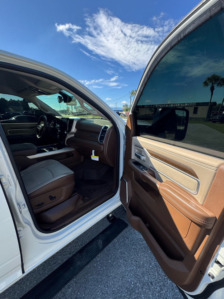 2023 Ram 2500 Laramie photo 16