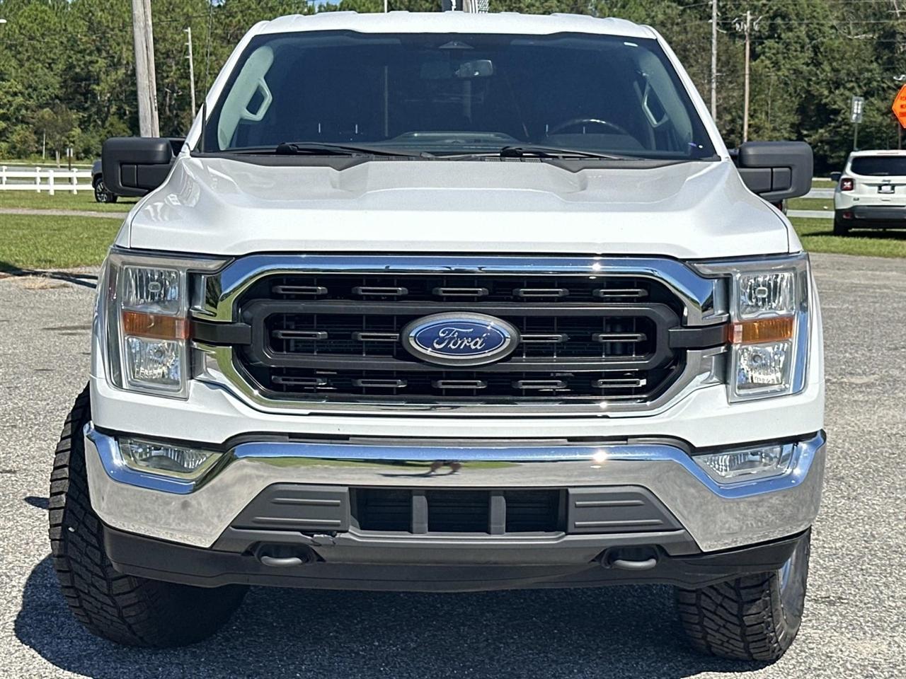 Ford F-150 4WD SuperCrew 139" XLT 2022