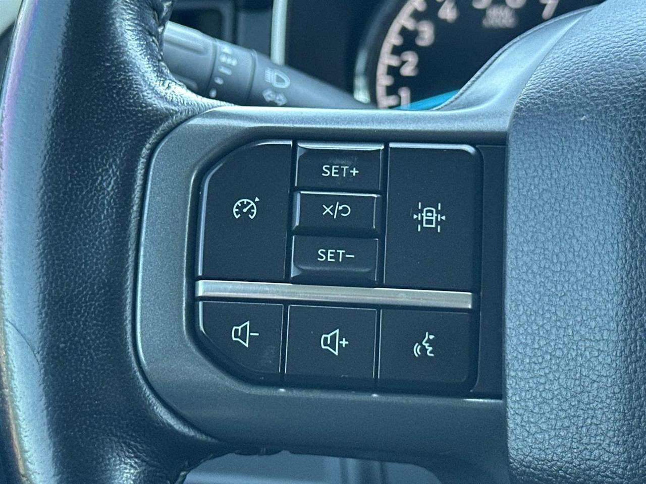 Ford F-150 4WD SuperCrew 139" XLT 2022