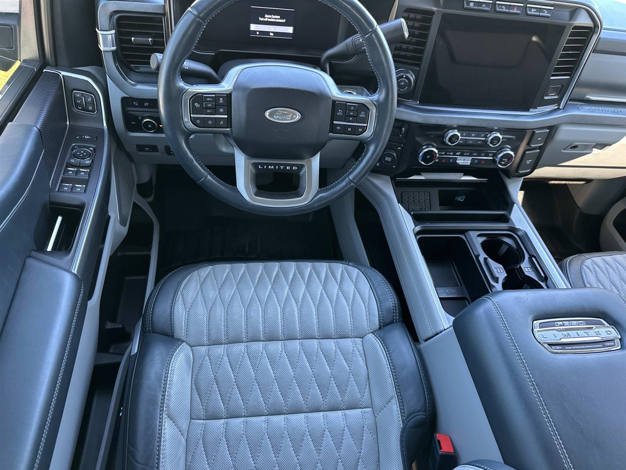 2024 Ford Super Duty F-350 SRW Limited 4WD Crew Cab 6.75' Box