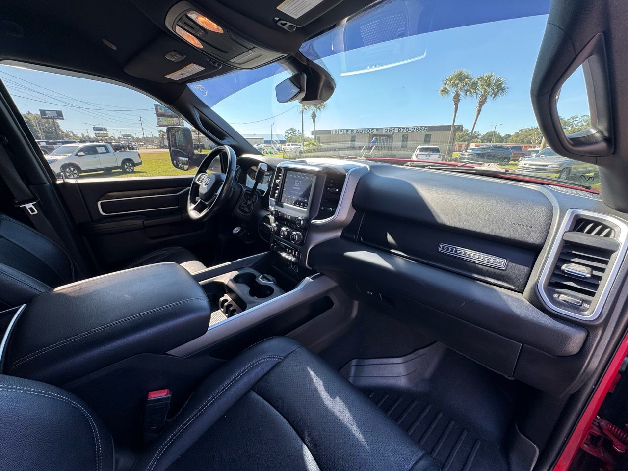 RAM 2500 Big Horn 4x4 Crew Cab 6'4" Box 2020 RAM 2500 Big Horn 4x4 Crew Cab 6'4" Box 2020