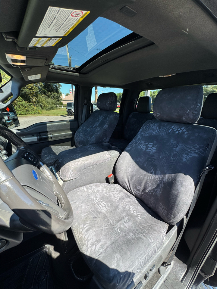 Ford Super Duty F-350 DRW 4WD Crew Cab 172" Lariat 2016 Ford Super Duty F-350 DRW 4WD Crew Cab 172" Lariat 2016