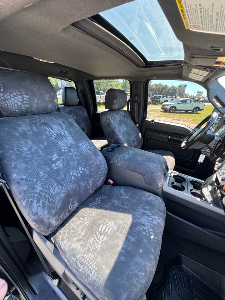Ford Super Duty F-350 DRW 4WD Crew Cab 172" Lariat 2016 Ford Super Duty F-350 DRW 4WD Crew Cab 172" Lariat 2016