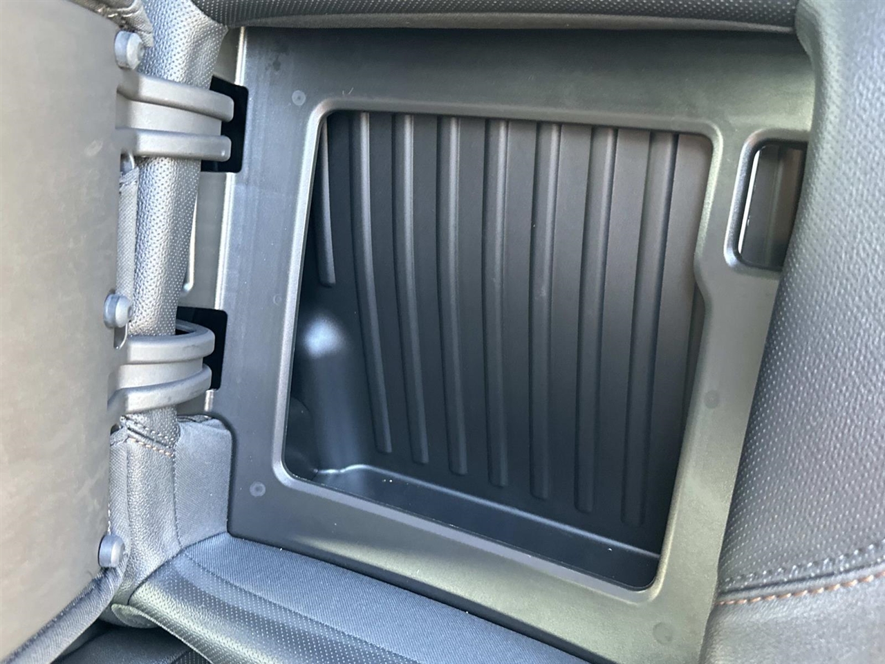 GMC Sierra 2500HD 4WD Crew Cab 159" AT4 2024 GMC Sierra 2500HD 4WD Crew Cab 159" AT4 2024