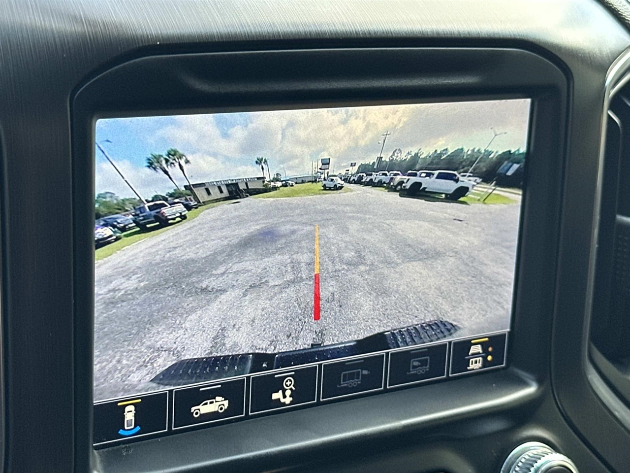 GMC Sierra 2500HD 4WD Crew Cab 159" AT4 2021 GMC Sierra 2500HD 4WD Crew Cab 159" AT4 2021