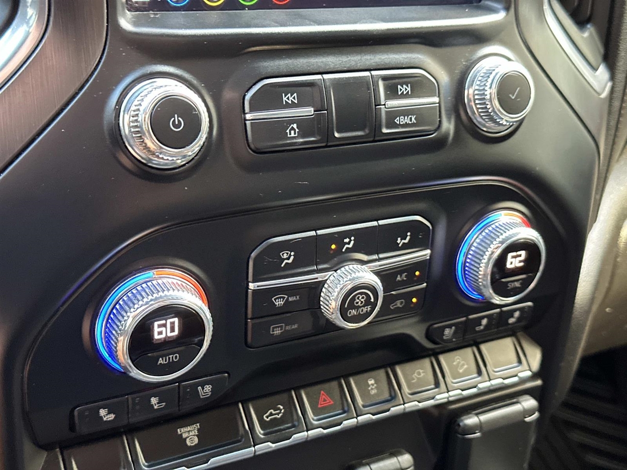 GMC Sierra 2500HD 4WD Crew Cab 159" AT4 2021 GMC Sierra 2500HD 4WD Crew Cab 159" AT4 2021