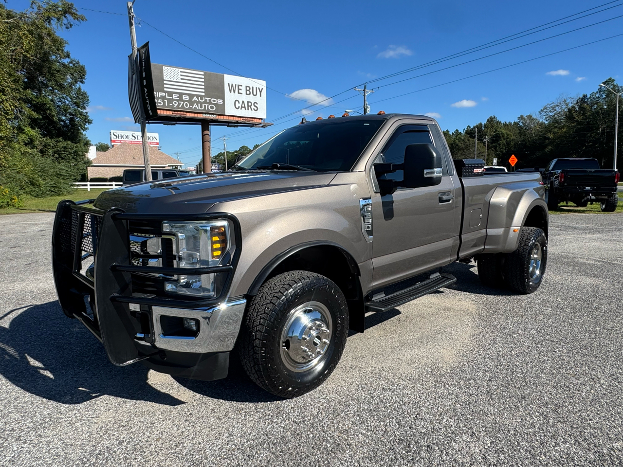 2019 Ford Super Duty F-350 DRW XLT 4WD Reg Cab 8' Box