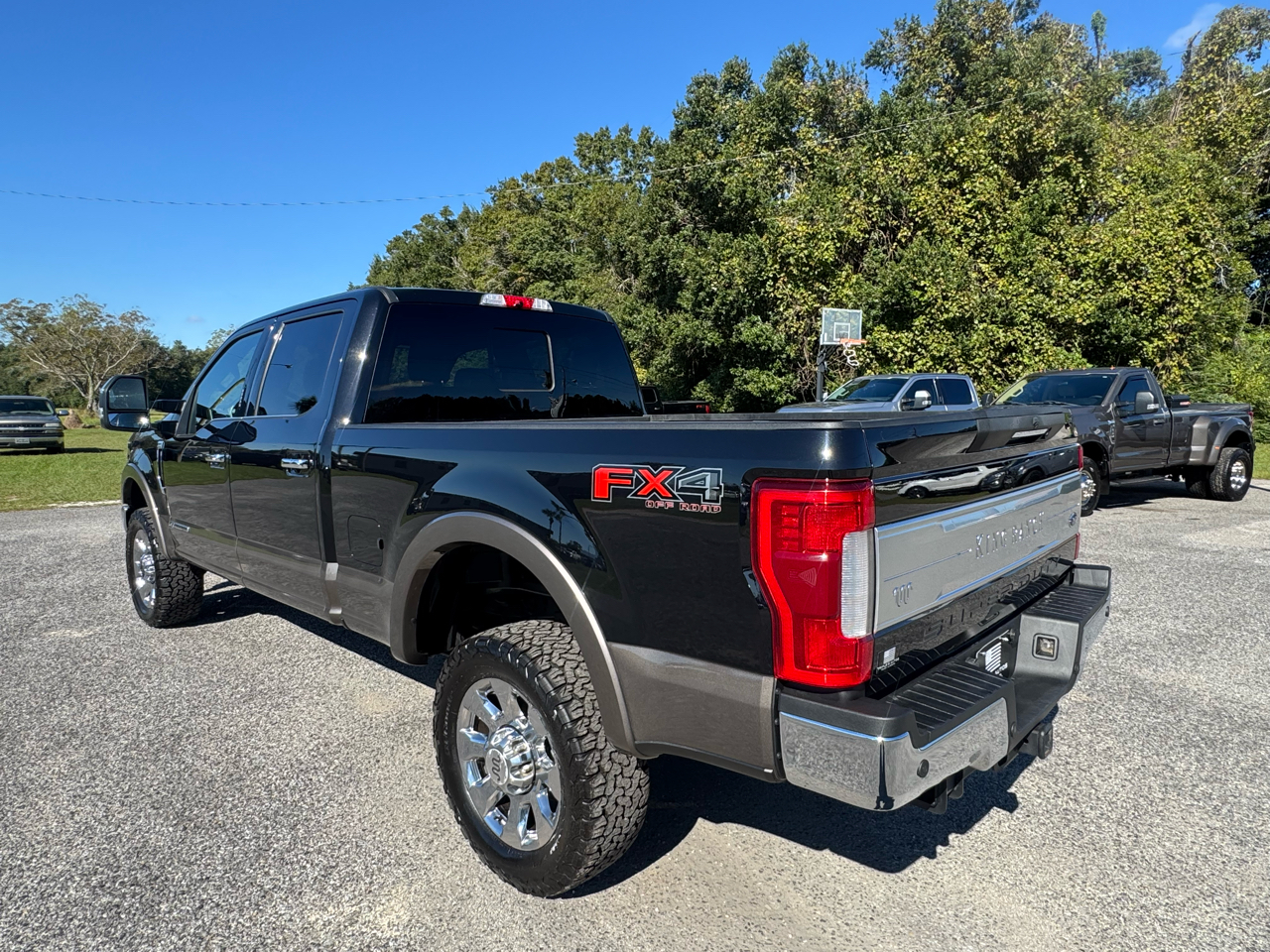 Ford Super Duty F-350 SRW 4WD Crew Cab 156" King Ranch 2019 Ford Super Duty F-350 SRW 4WD Crew Cab 156" King Ranch 2019