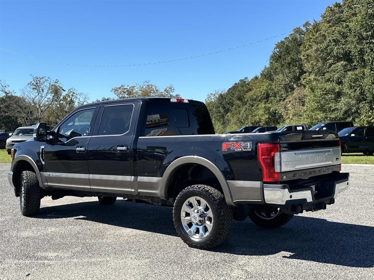 Ford Super Duty F-350 SRW 4WD Crew Cab 156" King Ranch 2019
