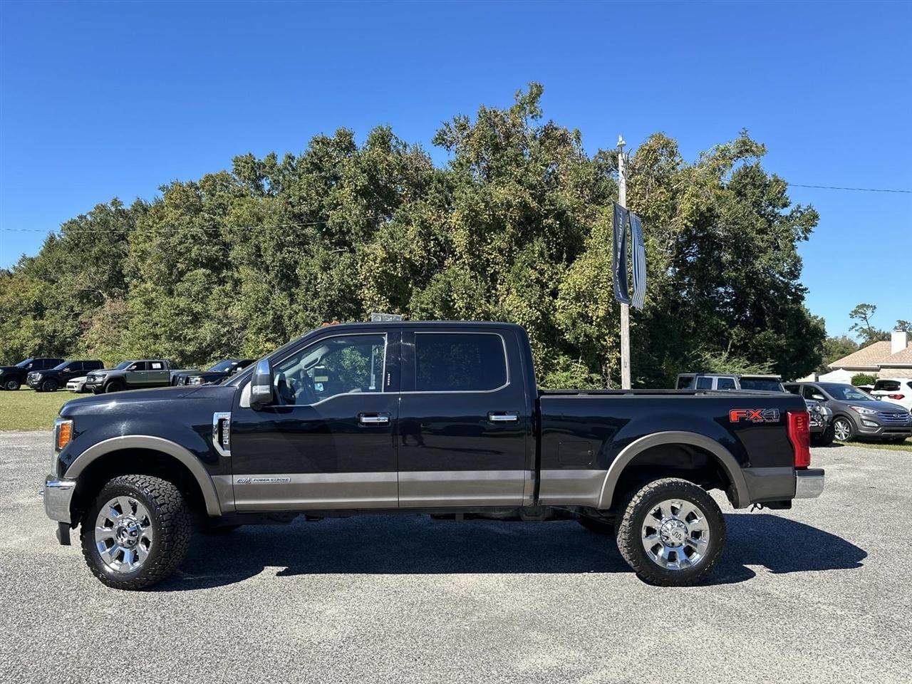 Ford Super Duty F-350 SRW 4WD Crew Cab 156" King Ranch 2019